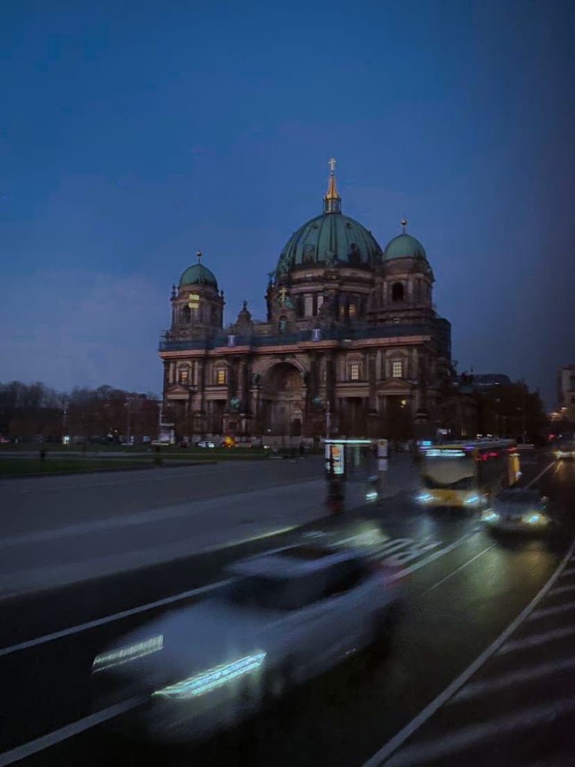 Avondverkeer in Berlijn